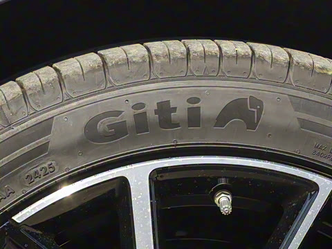 2025�� �Ŀ� 560MAX 185kW