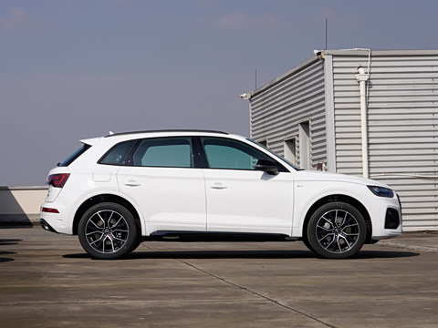 2026�� 45�����ذ� 40 TFSI ����������