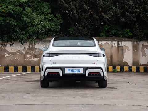 2026�� 535 MAX+�����