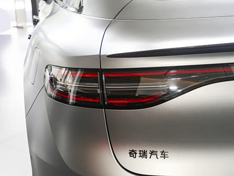 2025�� 705km Max