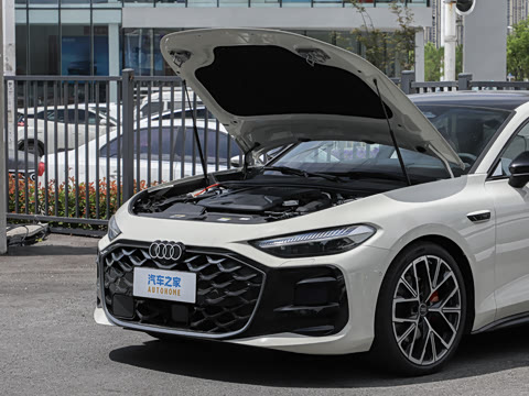 2026�� TFSI quattro 200kW �콢������