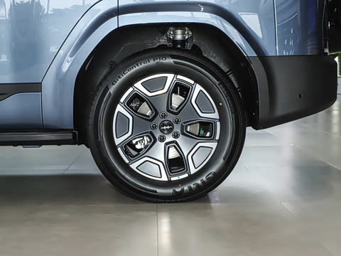 2025�� 190KM����Max��