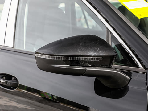 2026�� �Ŀ� ̽��L 300TSI ������Ӣ