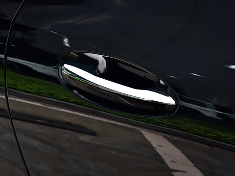 2026�� �Ŀ� AMG CLE 53 4MATIC+ ���ܳ�