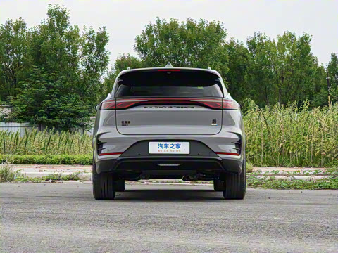 2025�� �Ǽݰ� DM-i 175KM ������