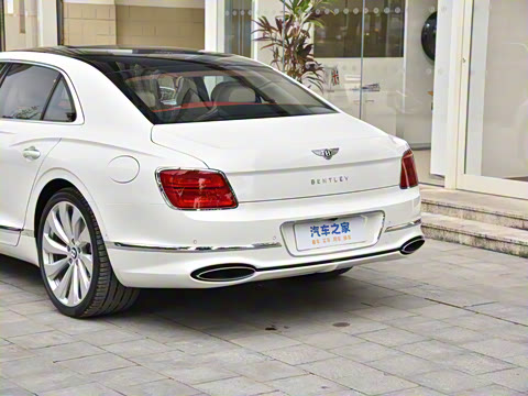 2026�� 4.0T V8 ��׼��