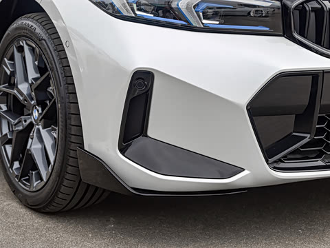 2026�� 330Li ������ M�˶���ҹ��װ