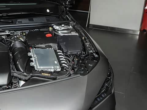 2025�� AMG CLA 45 S 4MATIC+