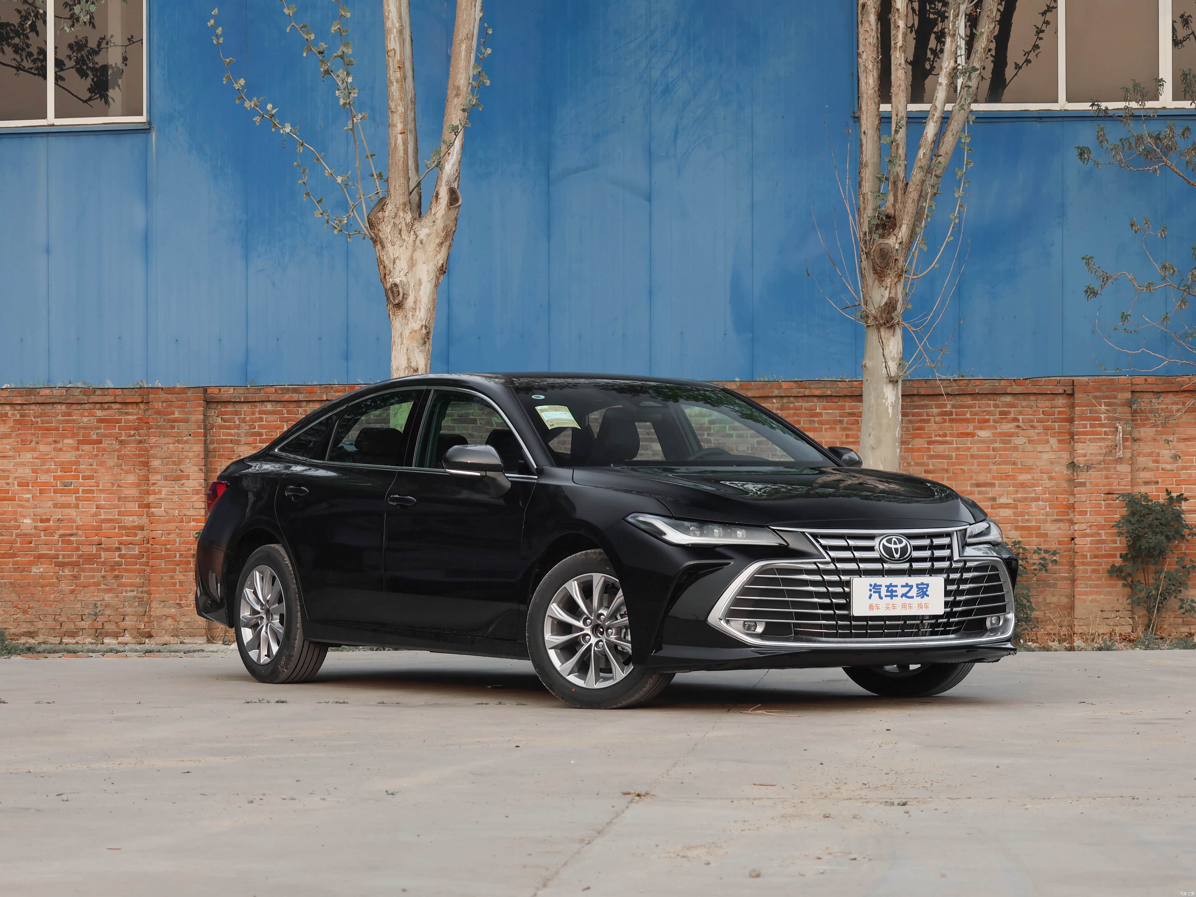 Toyota Avalon, миниатюра 3