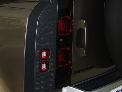 2025�� 110 3.0T P400 �����ر��