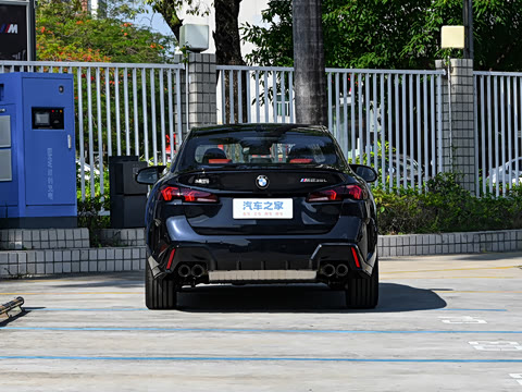 2026�� M235L