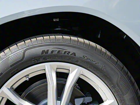 2025�� �Ŀ� xDrive25L ������װ