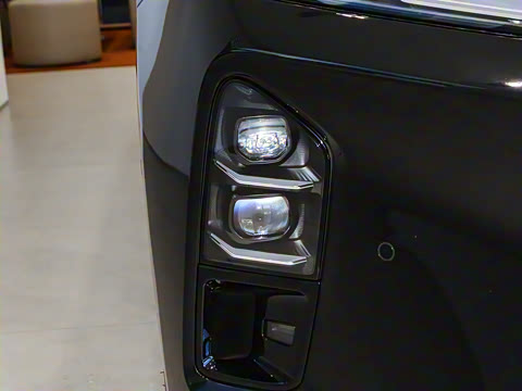 2025�� 100kWh Touring