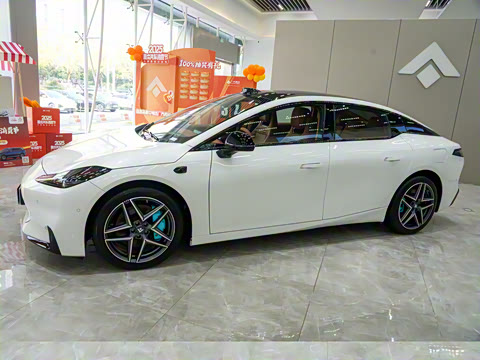 2025�� �Ŀ� 630 Max��