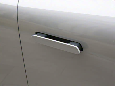 2025�� 240����Ultra H5