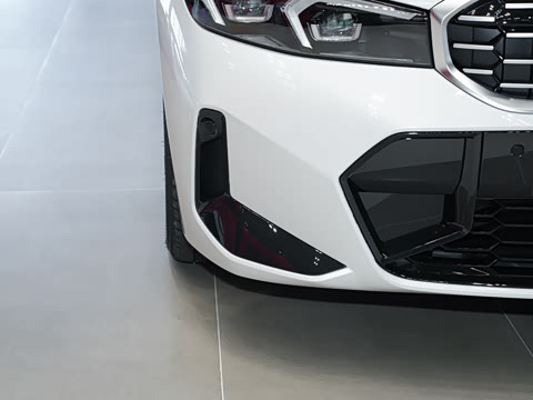 2026�� 325Li M�˶���װ