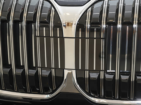 2026�� 735Li ������װ