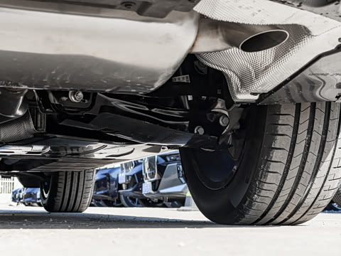 2026�� xDrive25L M�˶���ҹ��װ