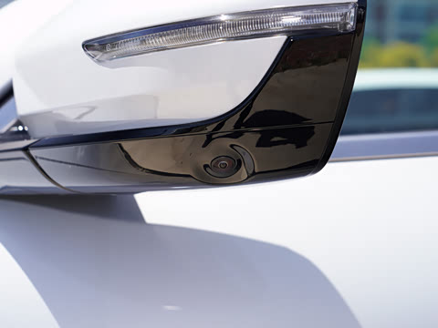 2026�� 2.0TD �Զ���Ӣ 5��