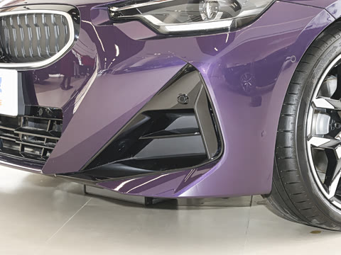 2026�� 225i M�˶���ҹ��װ