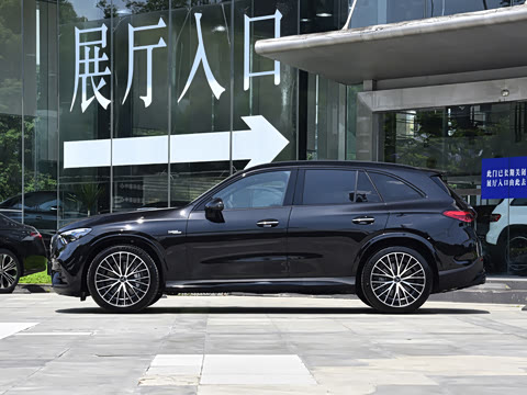 2026�� �Ŀ� AMG GLC 43 4MATIC
