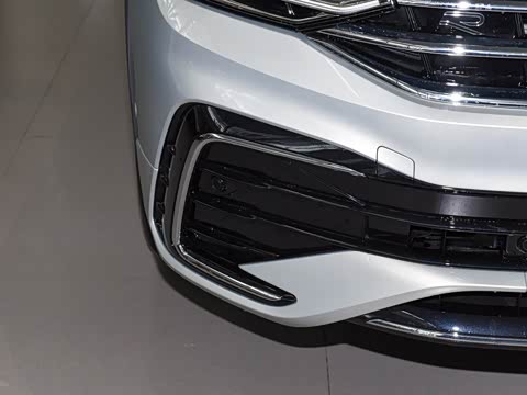 2026�� ���ڿ� 330TSI �Զ�����R-Line��ҫ��