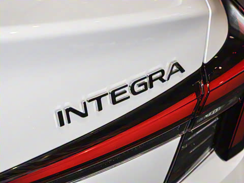 2025�� 240TURBO �ֶ����ٰ�