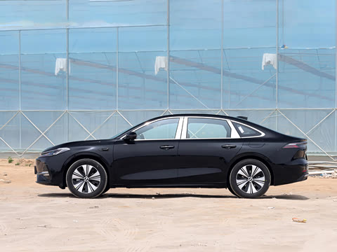 2026�� EM-i 235km ̽��+��