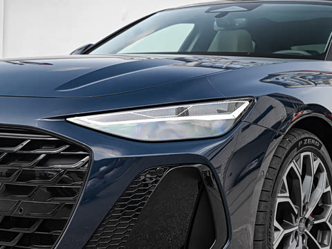 2026�� 2.0T quattro ������	