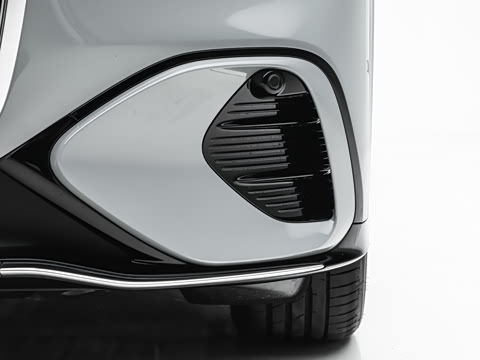 2026�� ����� 350 L 4MATIC