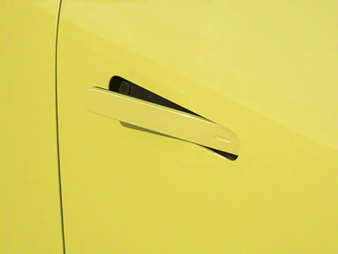 2025�� 750 ���������� Ultra