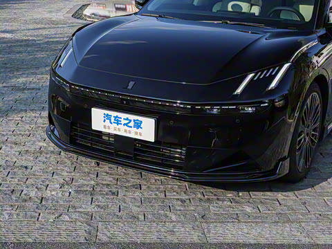 2025�� 240����Ultra