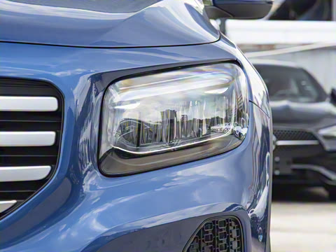 2025�� GLB 220 ʱ����