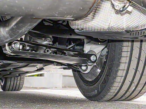 2026�� 530Li ������ M�˶���װ