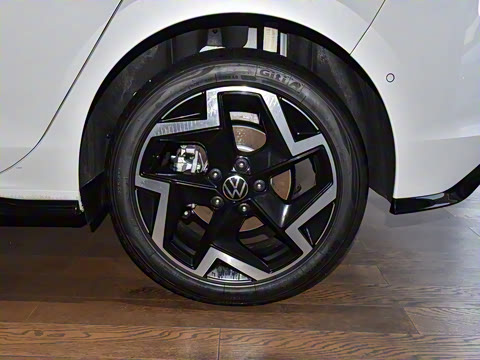 2026�� 300TSI R-Line