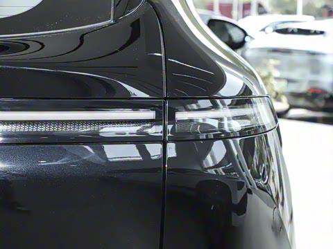 2025�� 625 ������ Max �Ƽ���