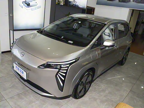 2025�� Plus 430 ������