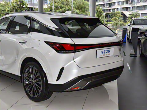 2026�� 350h ����������