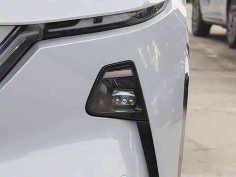 2025�� ����200 Pro