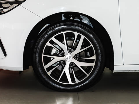 2026�� ��4�� 400������ 1.5L CVT��ҫ��