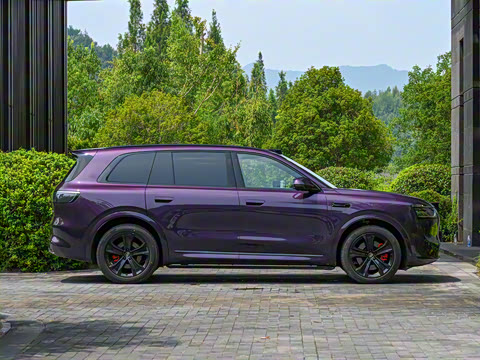 2025�� ���� Ultra ����������