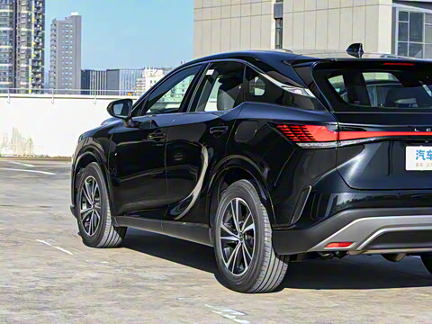 2026�� 300 ����������