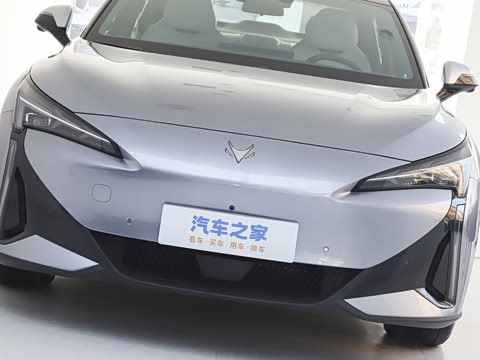 2025�� �Ŀ� 560MAX 185kW