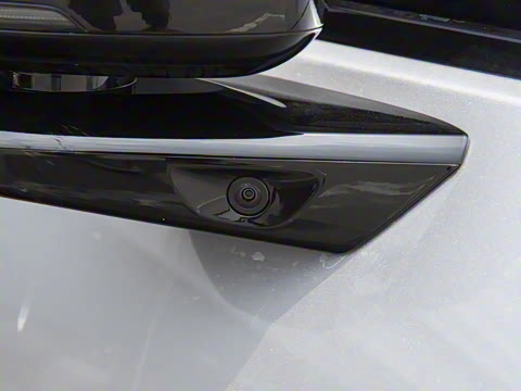 2025�� 702 ������ Ultra