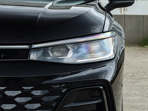 2027�� Pro 380TSI �ǿ��캽��