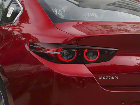 2025�� 2.0L �Զ���ҫ��