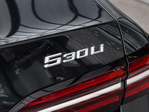 2026�� �Ŀ� 530Li ������ M�˶���װ