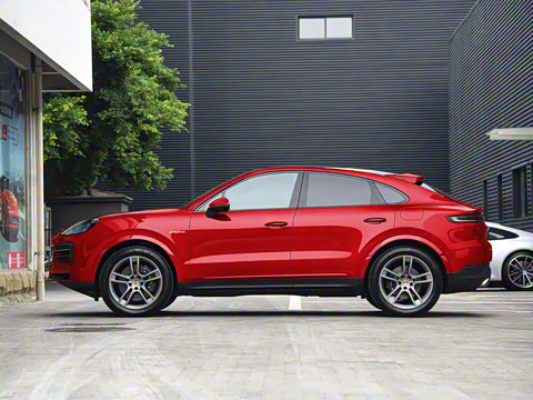 2025�� Cayenne Coup�� E-Hybrid 2.0T