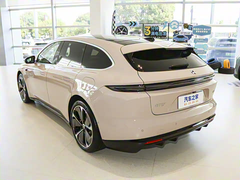 2025�� 100kWh Touring