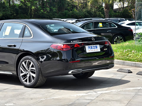 2026�� �Ŀ�� E 300 L ʱ����